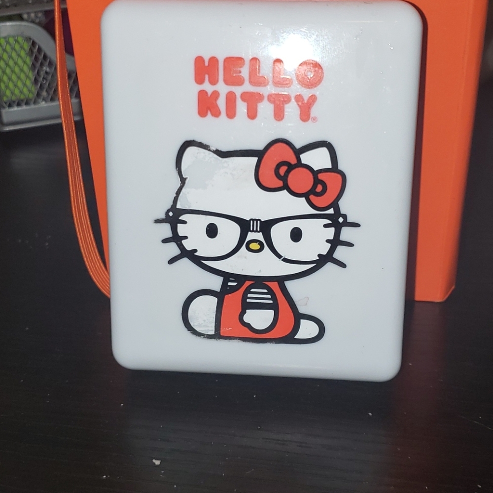 HELLO KITTY  CONTACT CASE